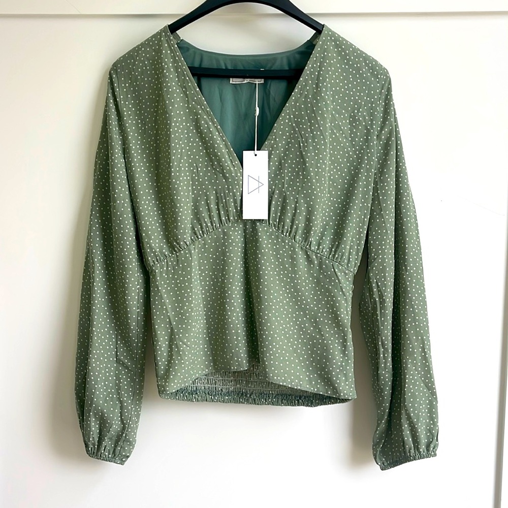 Sage The Label cropped long sleeve blouse NWT size Small